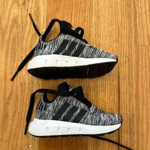 Adidas toddler swift run shoes